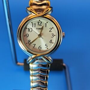 Vintage 2006 Timex Elegant 25mm Women's Quartz Watch Fully Restored‎ New Battery